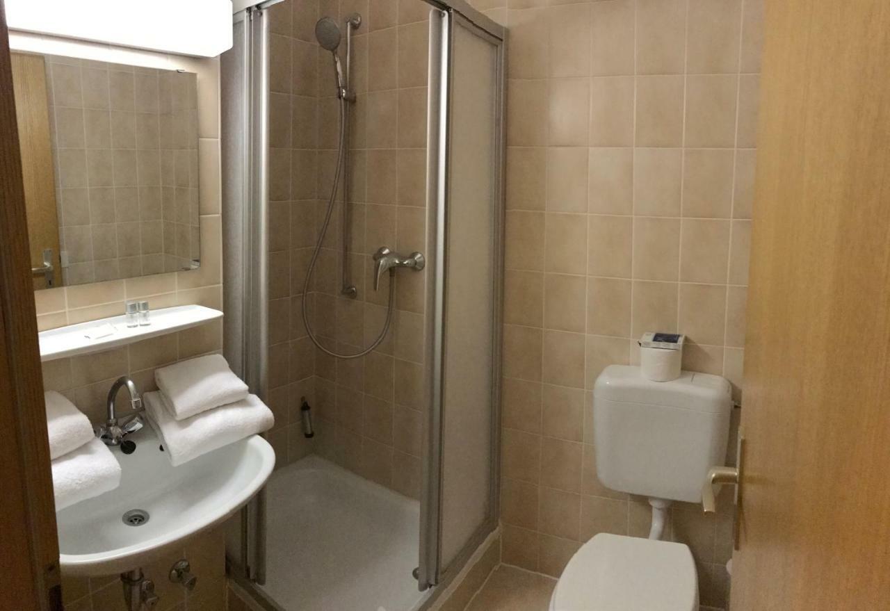 Gaestehaus Der Abtei Sayn Bendorf Exteriör bild
